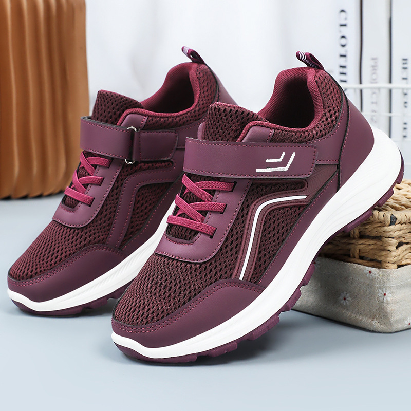 Women's shoes, walking shoes, soft-soled shoes that don't cause foot fatigue, sports shoes, Velcro mom shoes, breathable mesh casual shoes, comfortable single shoes Application Scenario