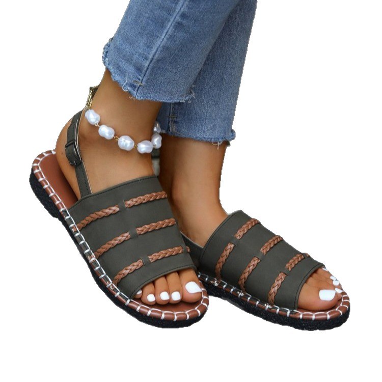 New large-sized women's sandals for cross-border trade, featuring flat woven and color-blocked designs, are lightweight and comfortable to wear with a one-shoulder buckle Item Picture