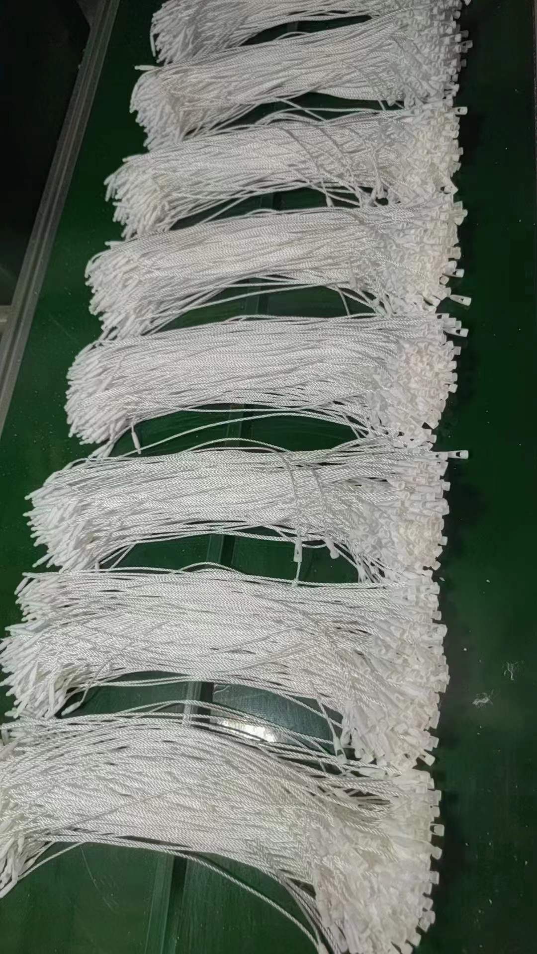 吊牌/子母扣绳子/服装钉枪/挂绳吊牌绳/扎带尼龙产品图