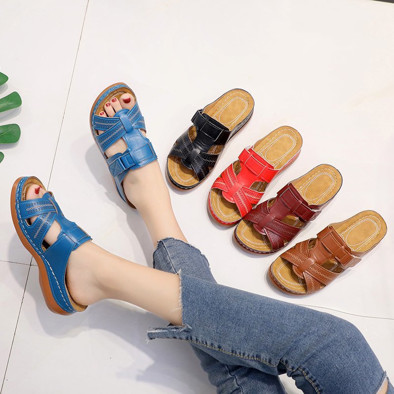New thick-soled hollowed-out wedge heel fish-mouth one-line casual export sandals for women in summer 2023, size 43 full figure