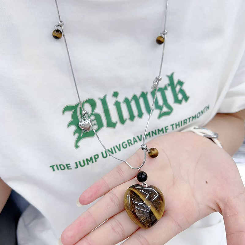 义乌聚旺缘秋冬秋冬秋冬新款秋冬新款钛钢镀金项链中东合金吊坠玉石吊坠黄金吊坠十字架吊坠