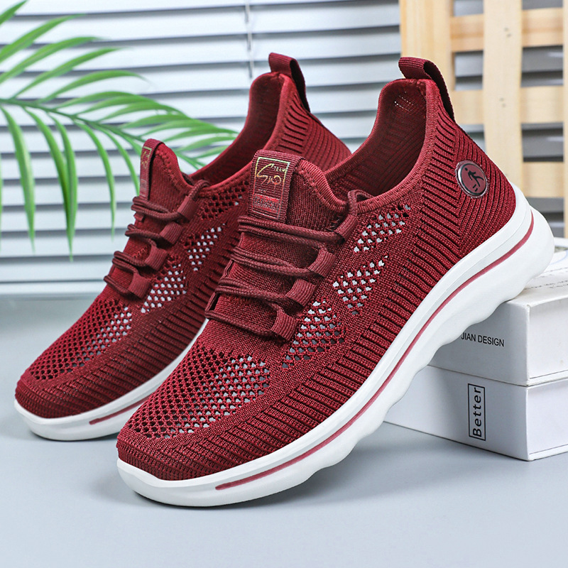 Women's breathable mesh shoes, comfortable walking shoes, soft-soled shoes that don't tiring the feet, casual shoes, versatile and fashionable sports shoes, women's shoes full figure