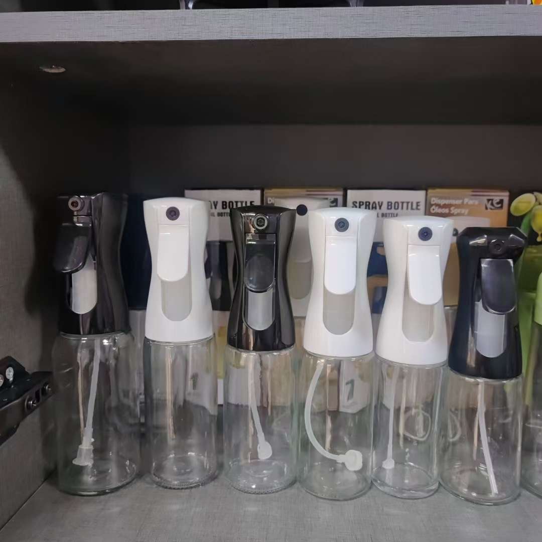 Household glass spray bottle, press-type spray oil pot, kitchen spray oil pot, stainless steel spray bottle, atomized spray oil pot, oil pot seasoning glass oil pot, oil pot seasoning bottle can, kitchen glass bottle Application Scenario
