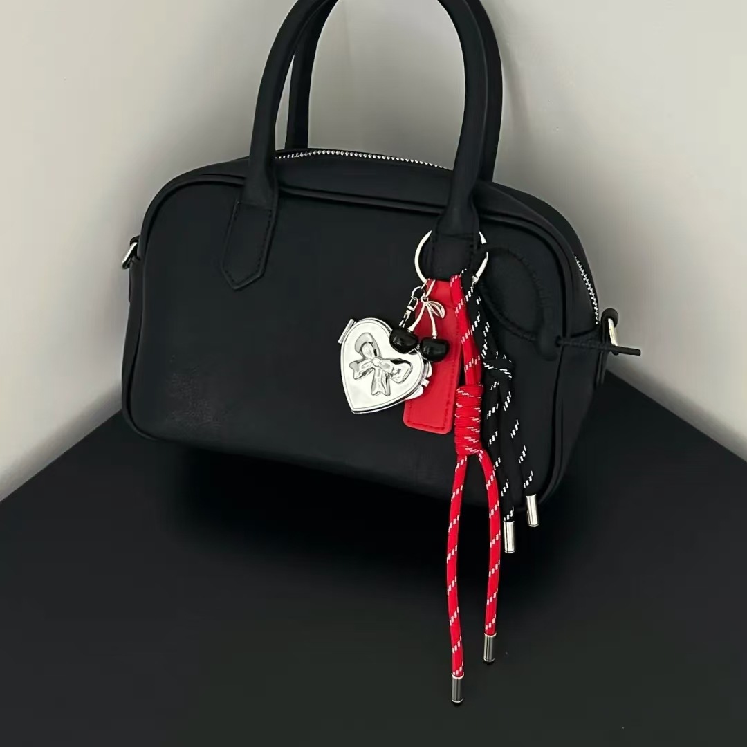 爱心镜子潮流新款包挂件可爱玩偶包挂包挂件闭口圈多款选择时尚潮流配饰