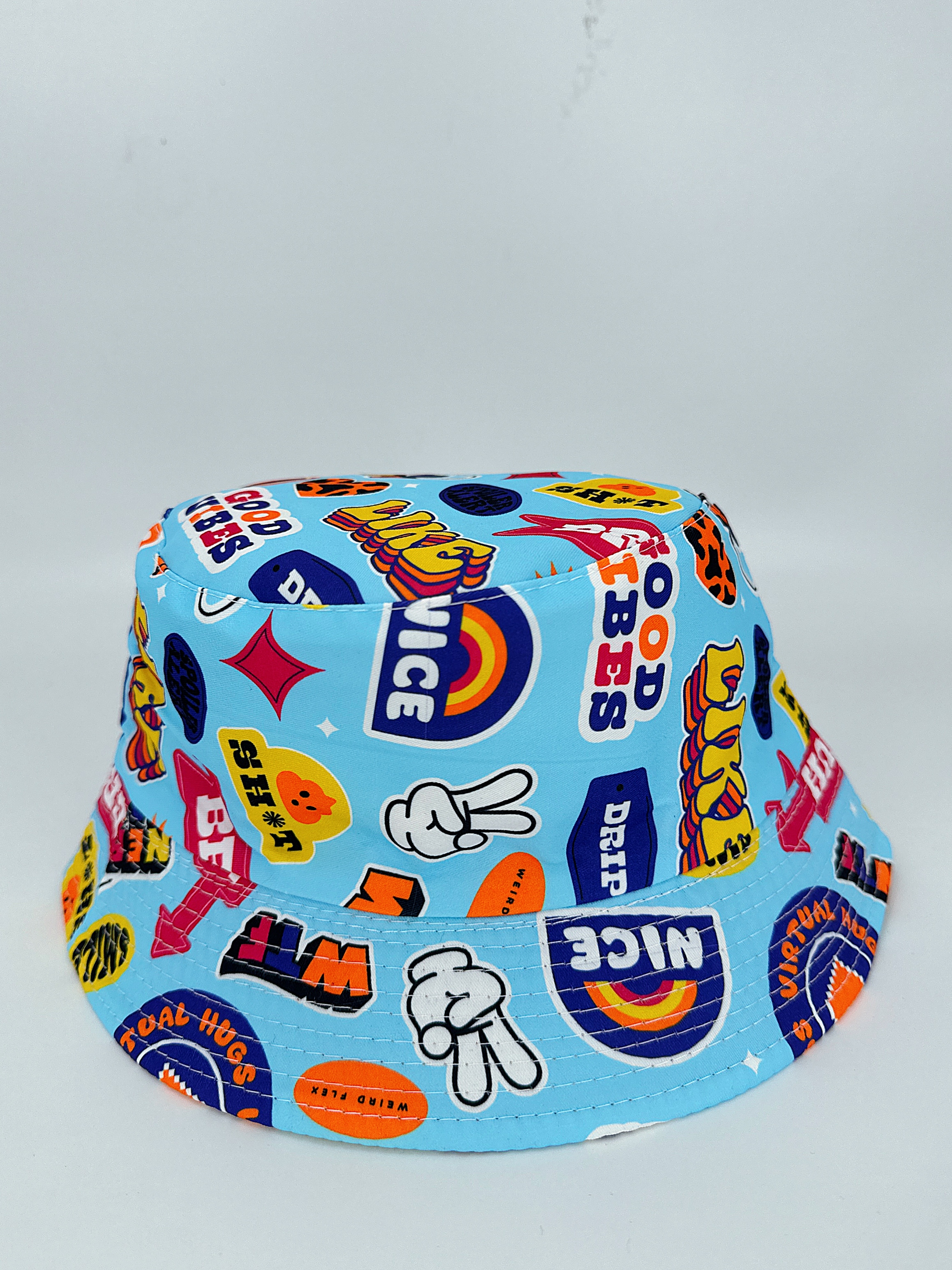 The new spring and summer collection of Biye features a variety of printed double-sided fisherman hats. They are cute, cartoon-like, versatile, and suitable for outdoor sun protection and sun protection. They are foldable and easy to carry. Both men and women are wearing 54CM fisherman hats with a dock circumference Specification drawing
