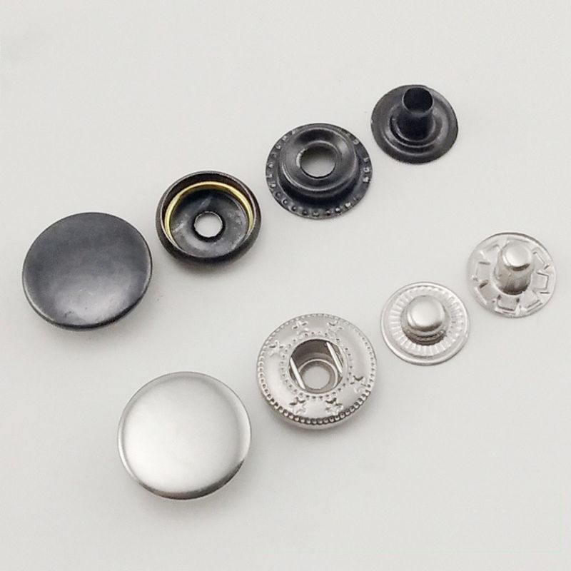 Metal buttons, bucket grease, double-piece buttons, wooden buttons, cartoon oil-dripping buttons, and a variety of optional decorative clothing accessory buttons details Picture