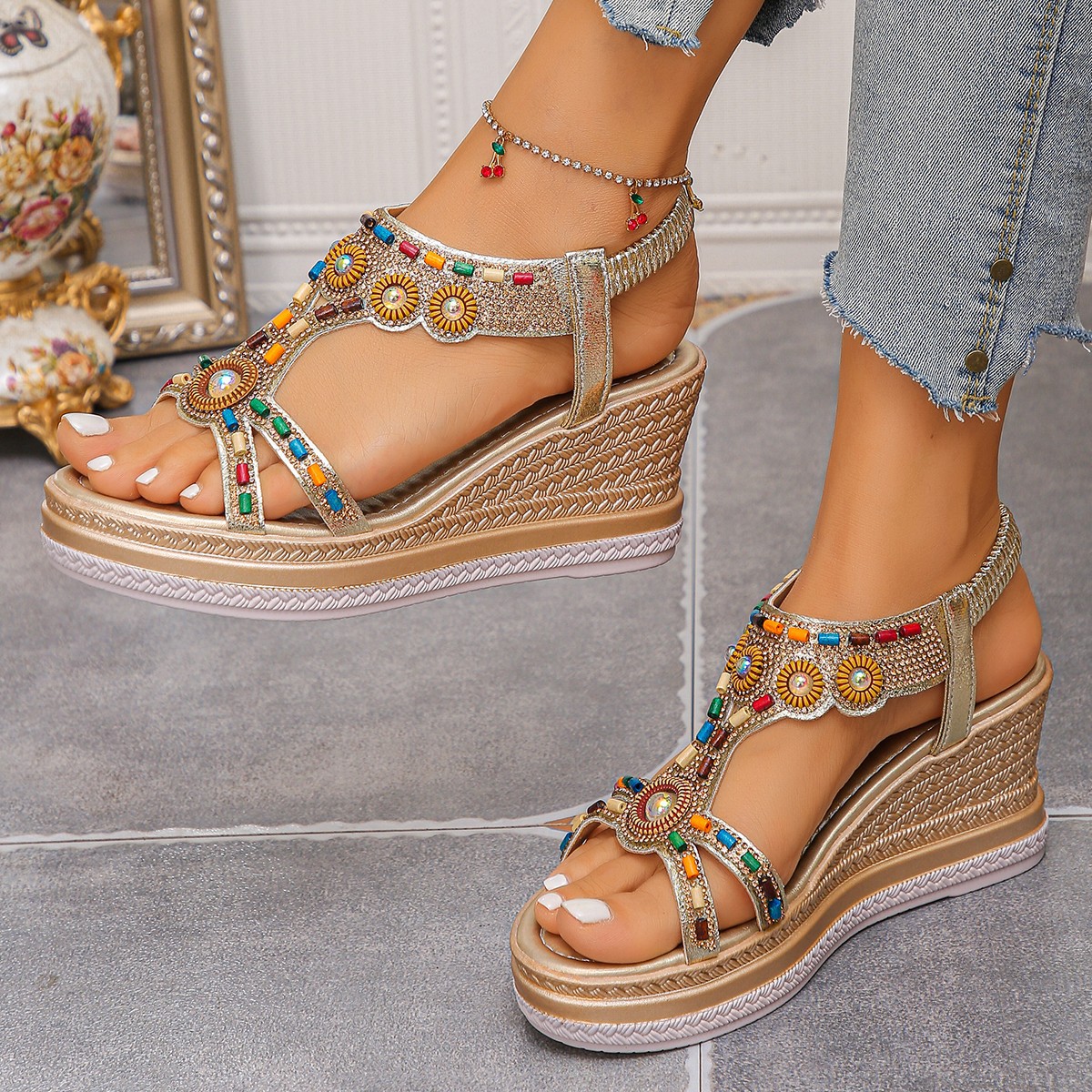 Wedge heel sandals, summer 2025 Roman sandals, retro rhinestone elastic band thick-soled height-increasing lightweight sandals for women Application Scenario