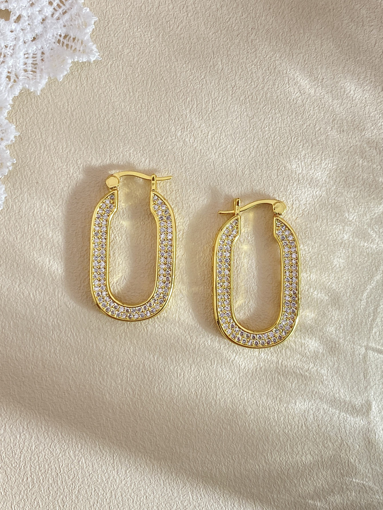 时尚轻奢铜镀18K金锆石几何复古耳环女INS小众精致高级耳饰