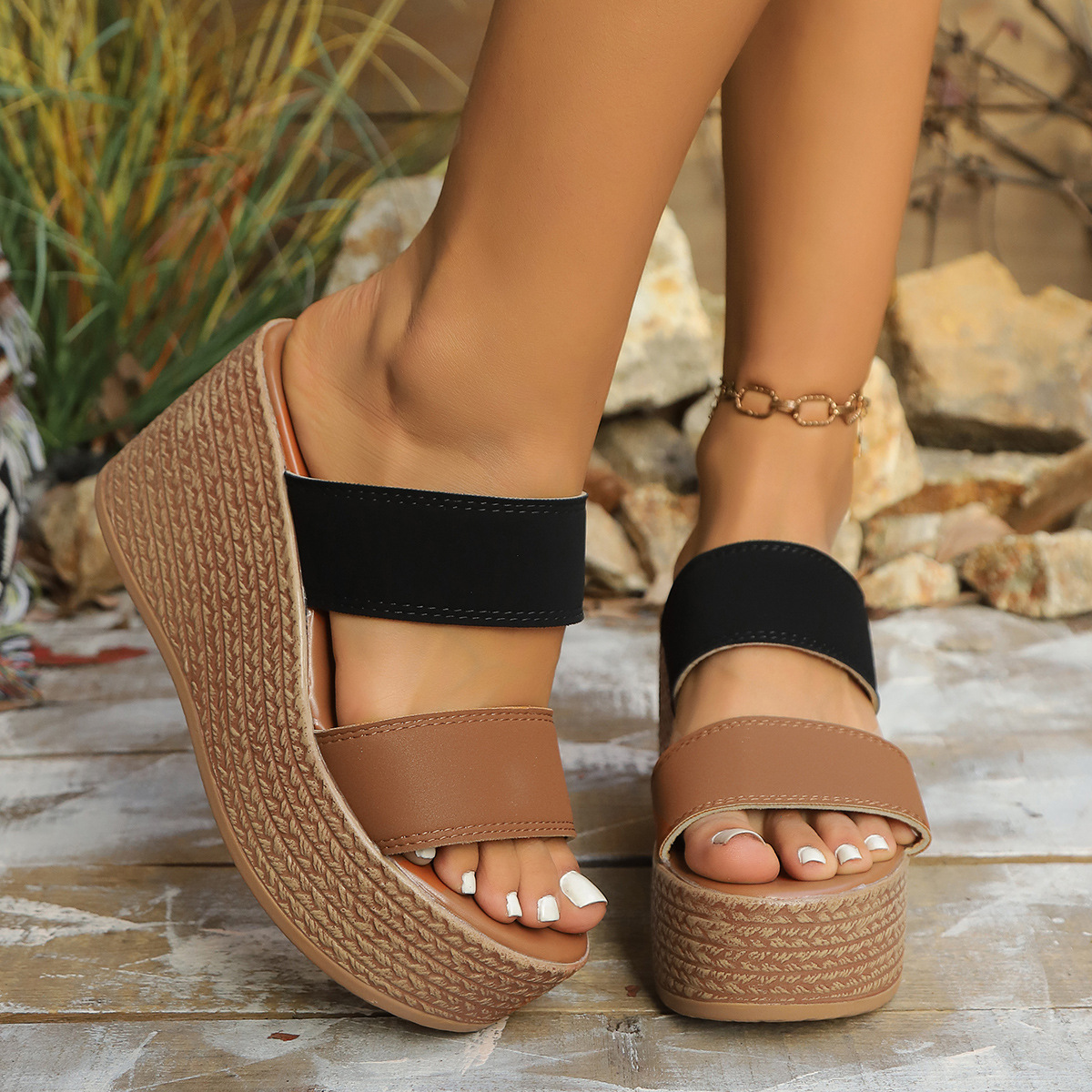 Cross-border trade large size 2025 new style wedge heel women's sandals, slippers, muffin, thick-soled, round-toe, casual, color-blocked flip-flops batch Specification drawing