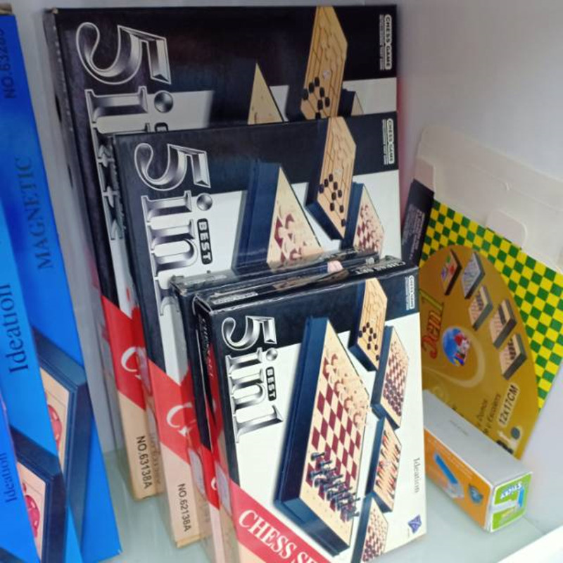 国际象棋 木质塑料象棋1