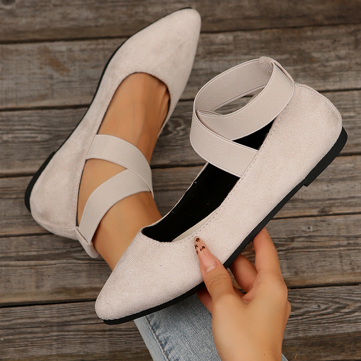 Cross-border foreign trade large-sized casual shoes for women, 2025 summer new style European and American flip-top women's shoes, size 43, independent station full figure