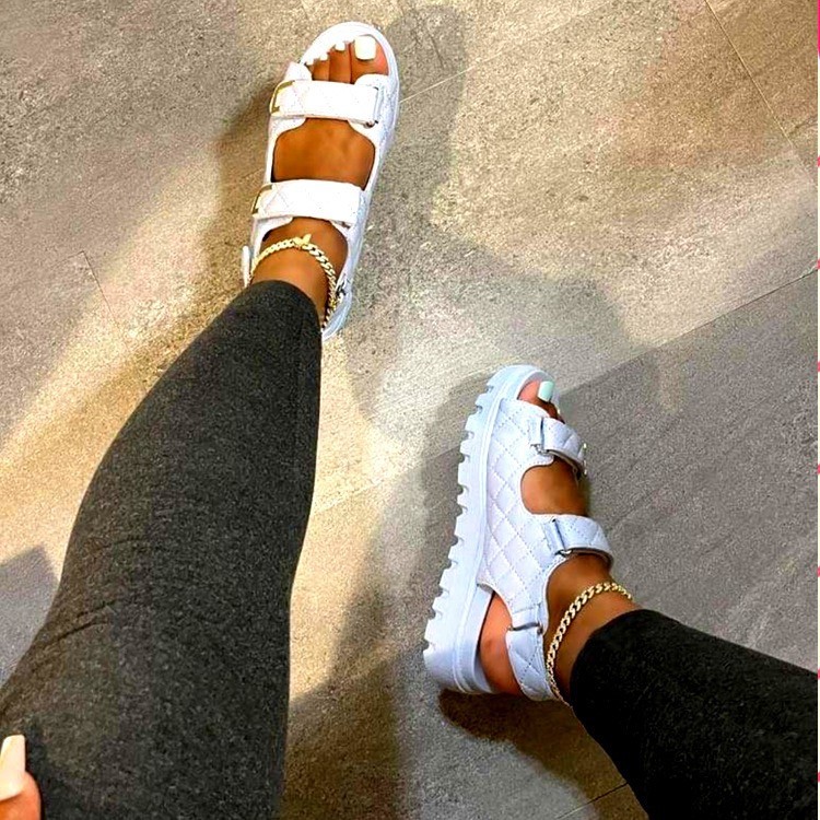 Cross-border casual sandals for women 2021 Summer New thick-soled Velcro 36-43 size beach women's sandals full figure