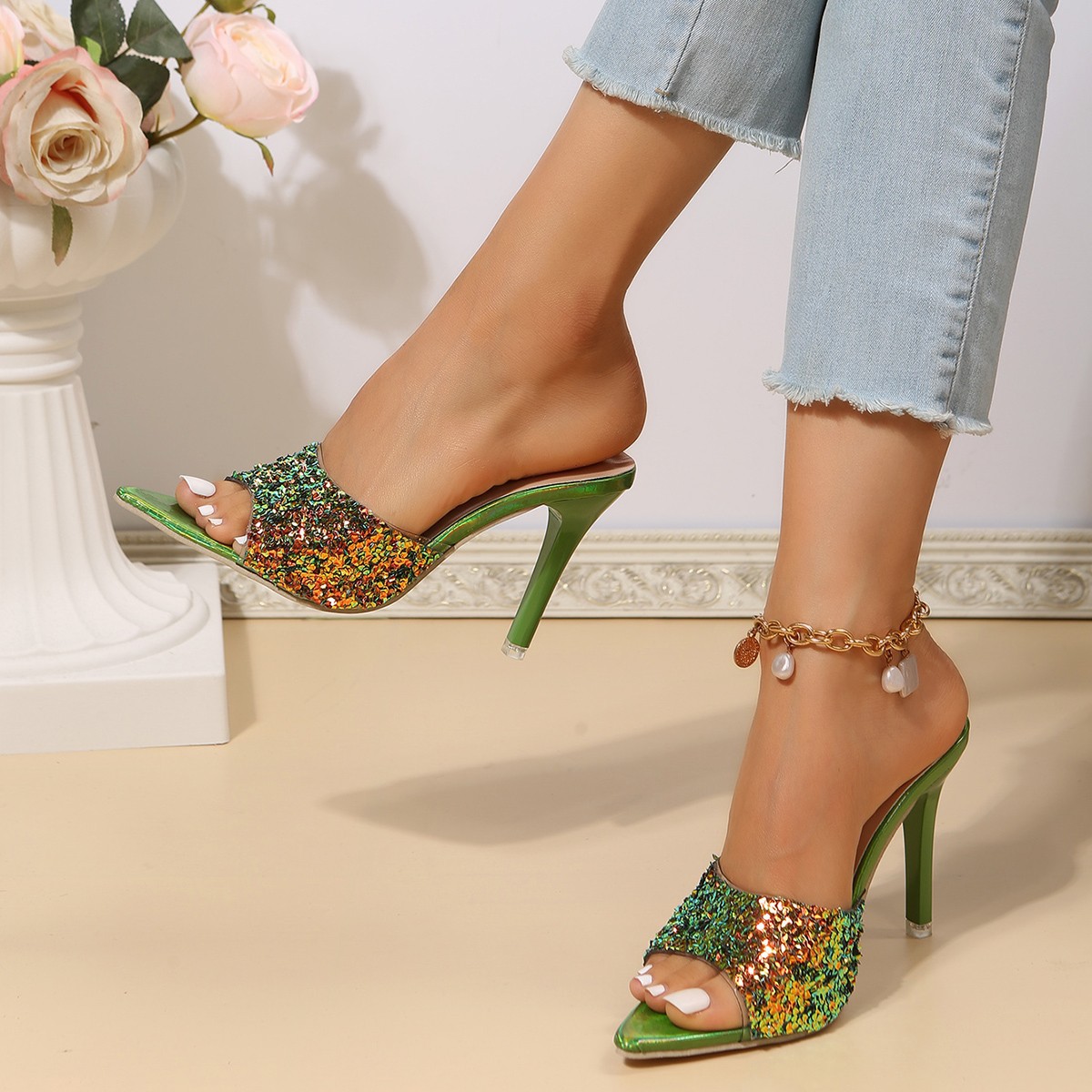 2024 Summer new European and American style sequined high-heeled sandals for women, one-shoulder flip-flops, open-toe skinny high-heeled fashion sandals details Picture
