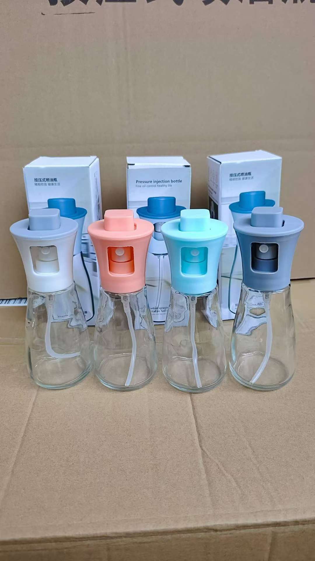 Household glass spray bottle, press-type spray oil pot, kitchen spray oil pot, stainless steel spray bottle, atomized spray oil pot, oil pot seasoning glass oil pot, oil pot seasoning bottle can, kitchen glass bottle full figure