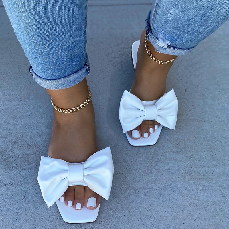 2021 Summer new flat toe slippers, European and American export, large-sized water diamond, color diamond, bow, beach slippers for women details Picture