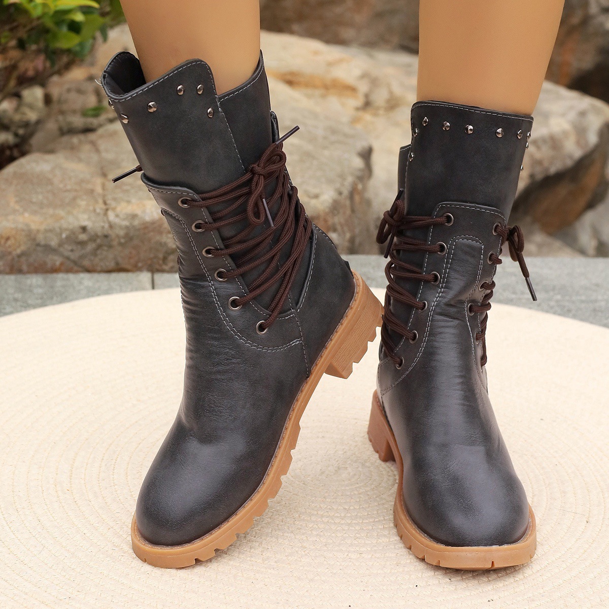 Autumn and winter foreign trade new 2021 new square-heeled mid-calf knight boots for women 41-43 large size mid-calf boots for women details Picture