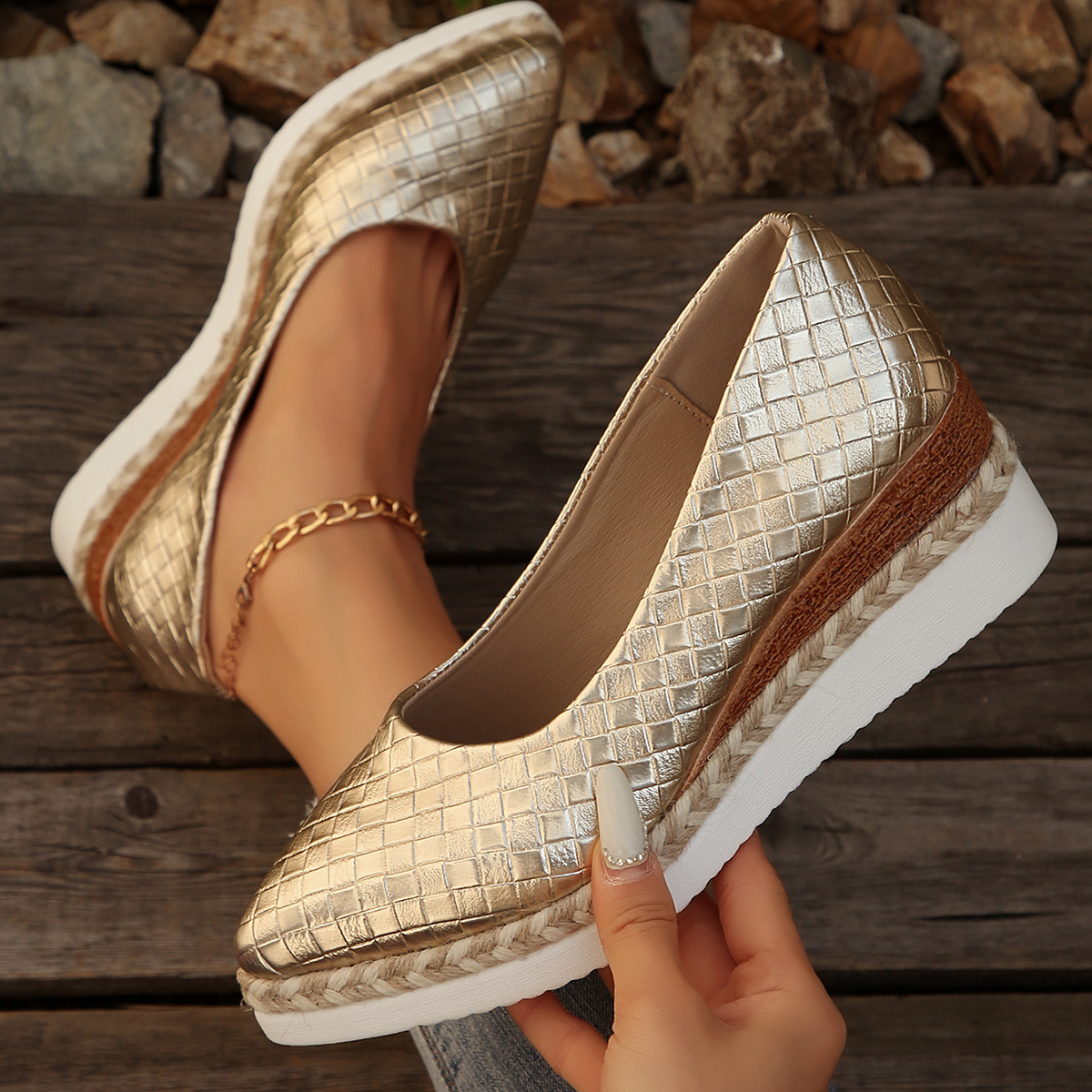 Cross-border European and American large-sized spring and autumn new style hemp rope sponge sole shallow opening breathable pu export head women's single shoe large size details Picture