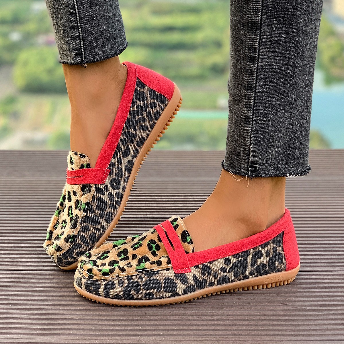 Summer 2024 new style flat-bottomed leopard print lazy round-toed casual single shoes for women in Europe and America. Wholesale details Picture