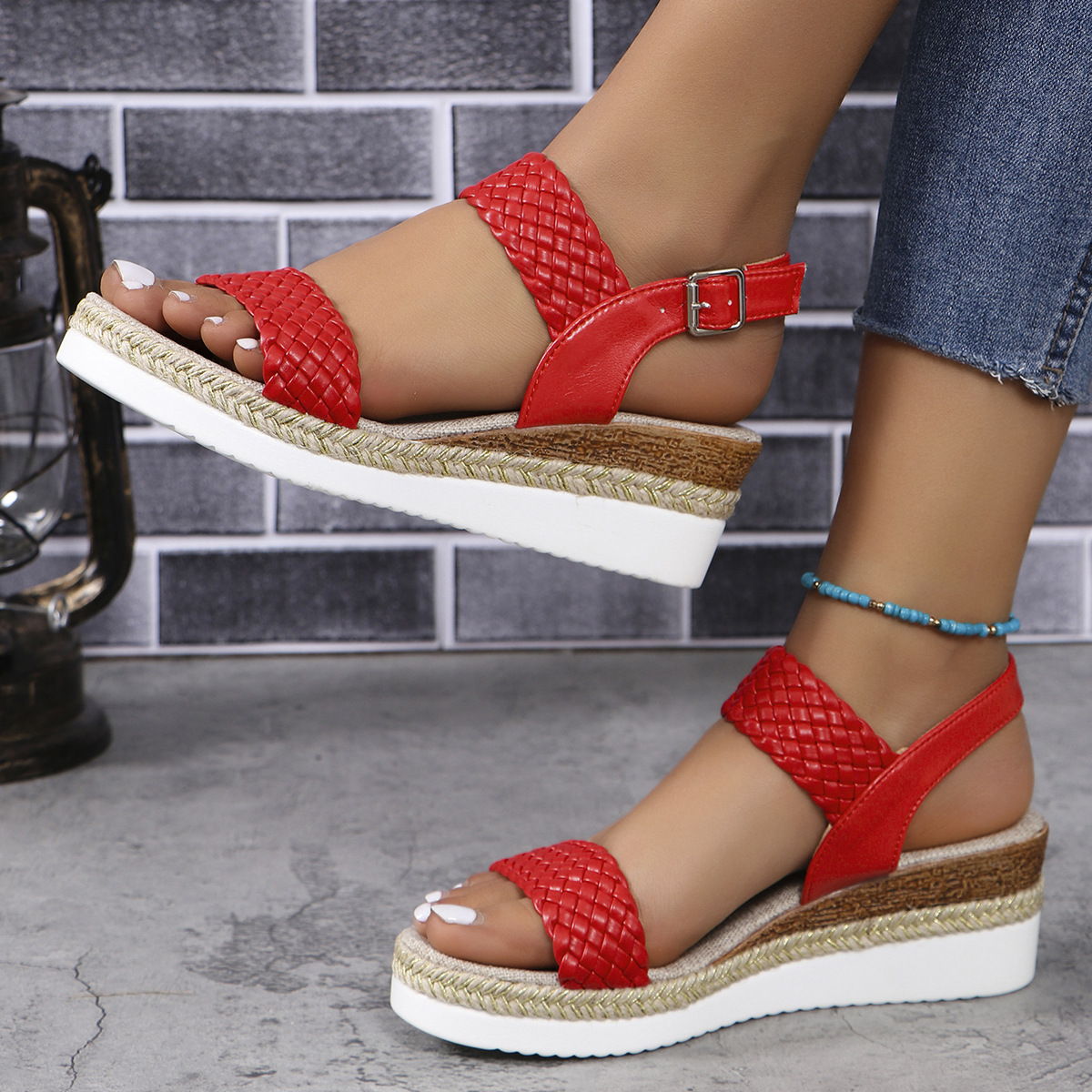 European and American export large-sized straw-woven linen rope wedge heel lightweight sandals for women, cross-border thick-soled one-shoulder buckle beach flip-flops details Picture