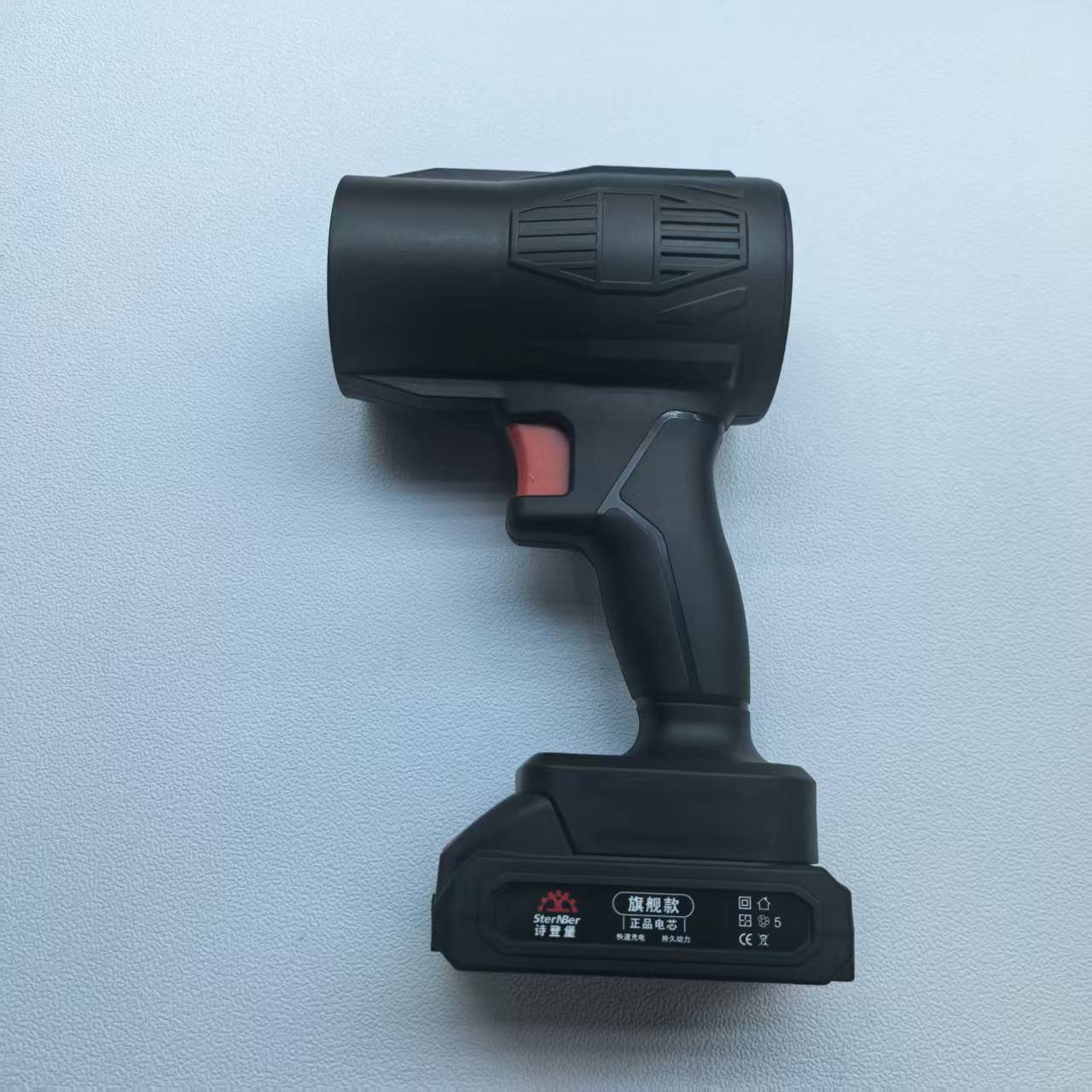 桌面吸尘器/车载吸尘器/手持吸尘器/吸塵機/吸尘器产品图