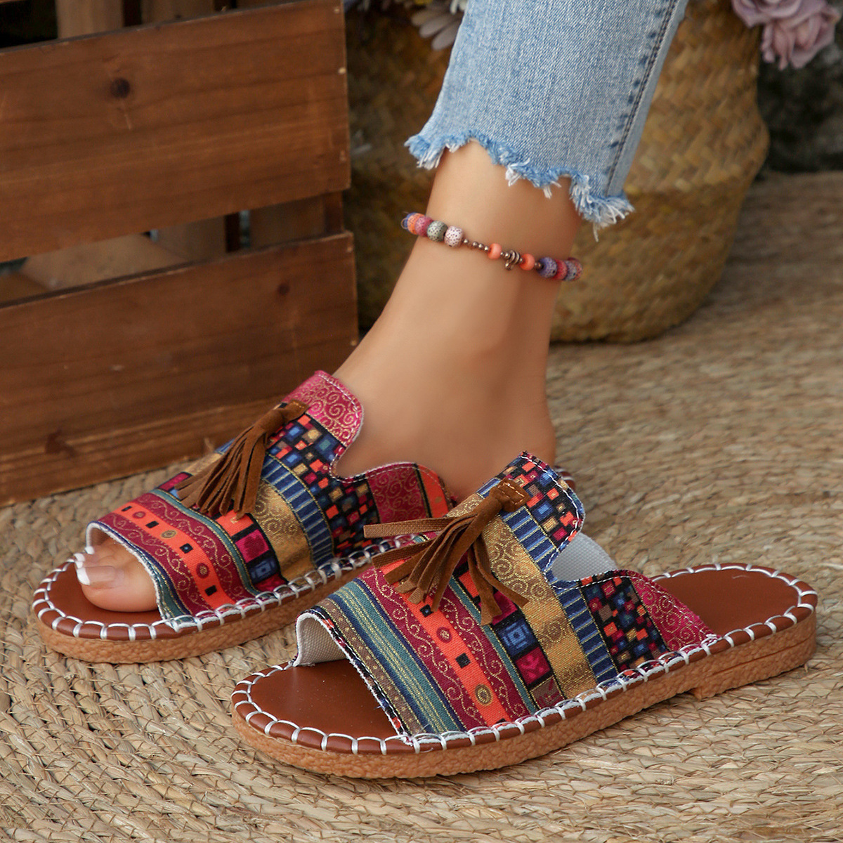 Ethnic style cross-border trade large-sized flat slippers for women 2025 summer new style European and American fringed beach shoes full figure