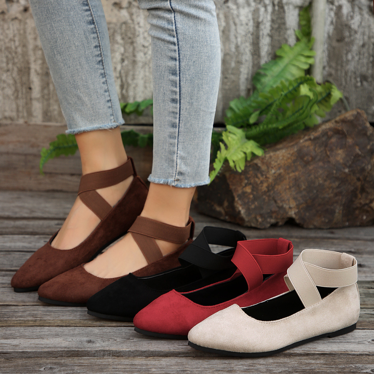 Cross-border foreign trade large-sized casual shoes for women, 2025 summer new style European and American flip-top women's shoes, size 43, independent station details Picture