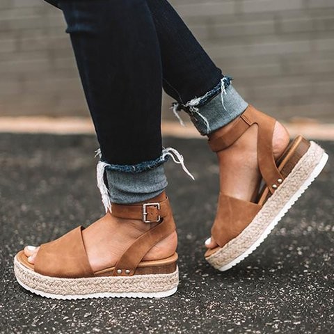Spring/Summer 2023 new Women's button-up fish-mouth thick-soled wedge heel casual linen rope 43-size Roman sandals Application Scenario