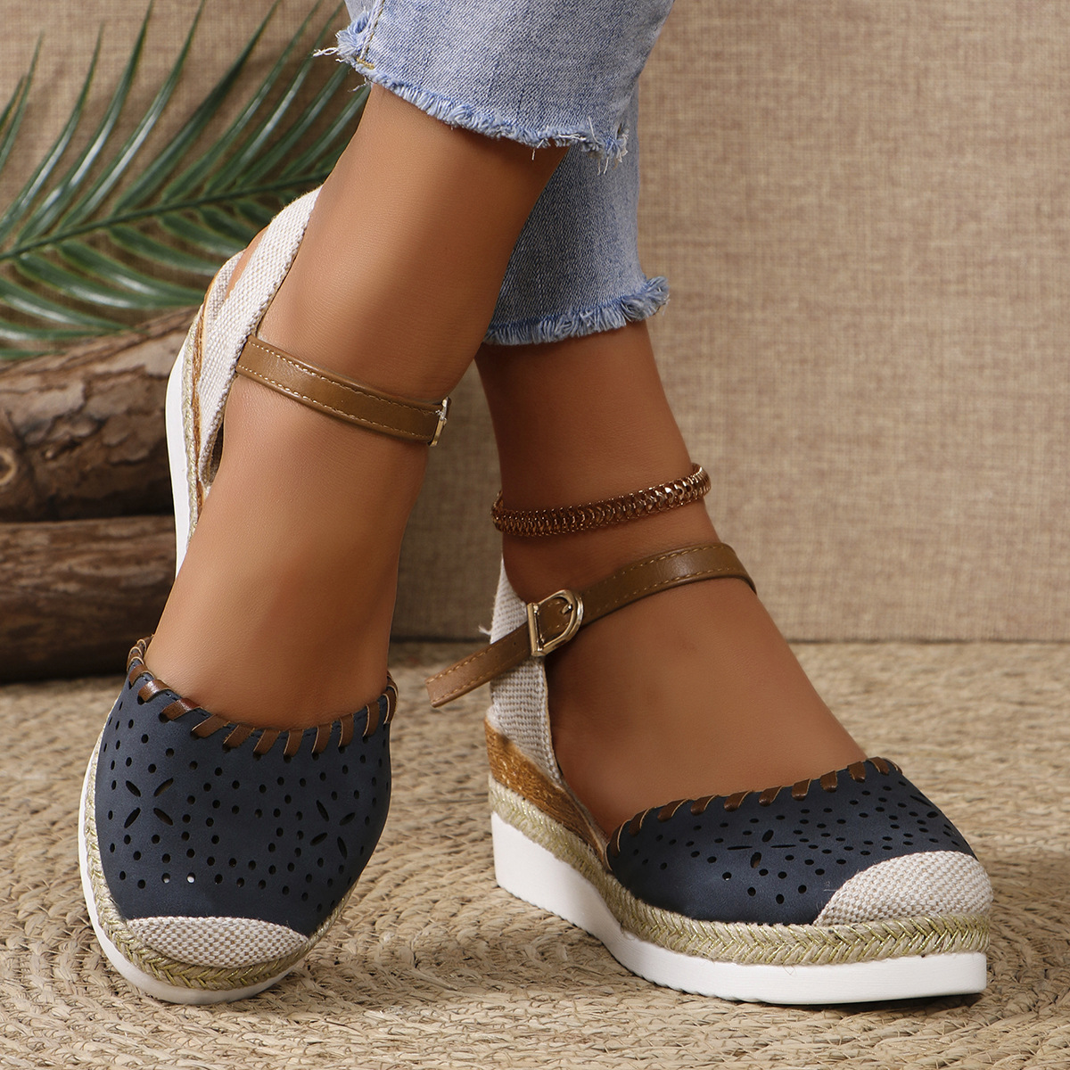 Cross-border foreign trade women's 2025 summer new thick-soled wedge heel casual one-shoulder buckle Roman sandals Specification drawing