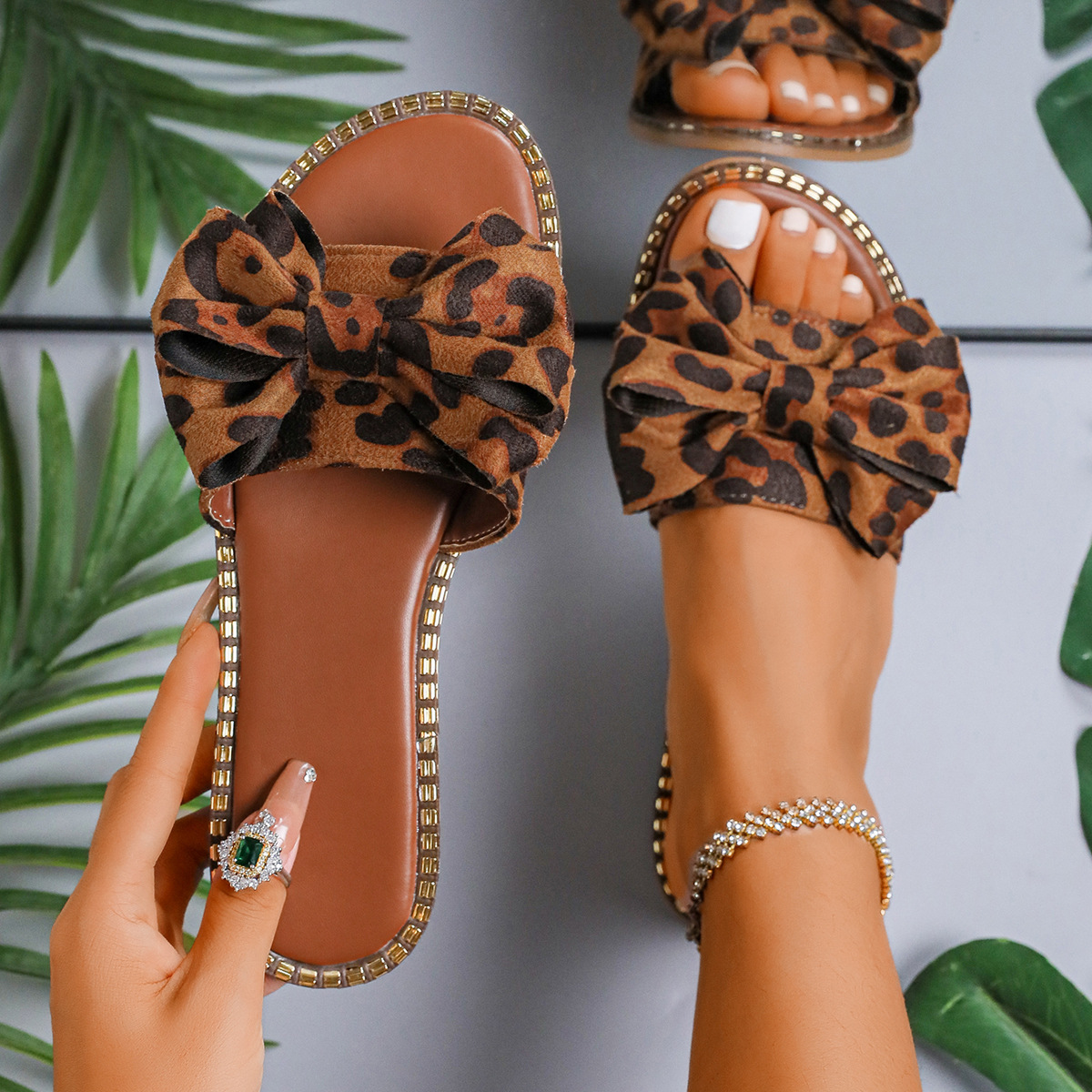 Cross-border foreign trade summer bow sandals, flat soft soles, casual Korean-style, versatile flat beach sandals for women details Picture