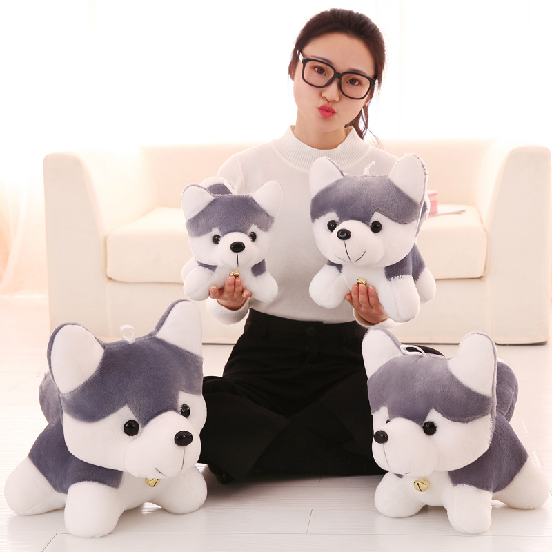 Wholesale of new dog plush toys, small and cute husky throw pillows, children's birthday gifts, and realistic huskies Application Scenario