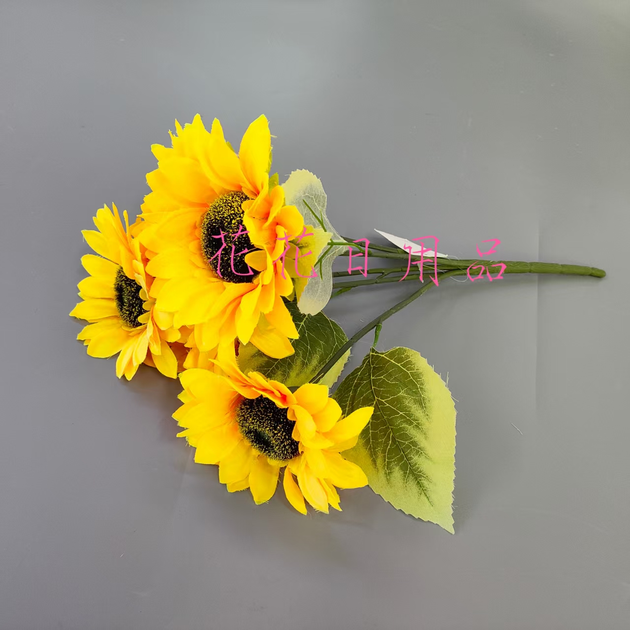Artificial flowers, fake flowers, bonsai, single five-pronged sunflowers, wall hangings, vases and other decorative items full figure