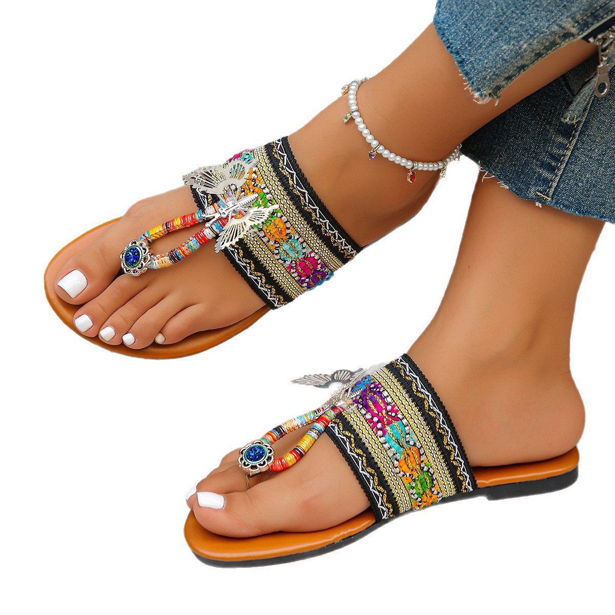 New Bohemian-style slippers for women in the summer of 2025 in cross-border foreign trade, with rhinestones, large size, toe clipping, flat bottom for women Item Picture
