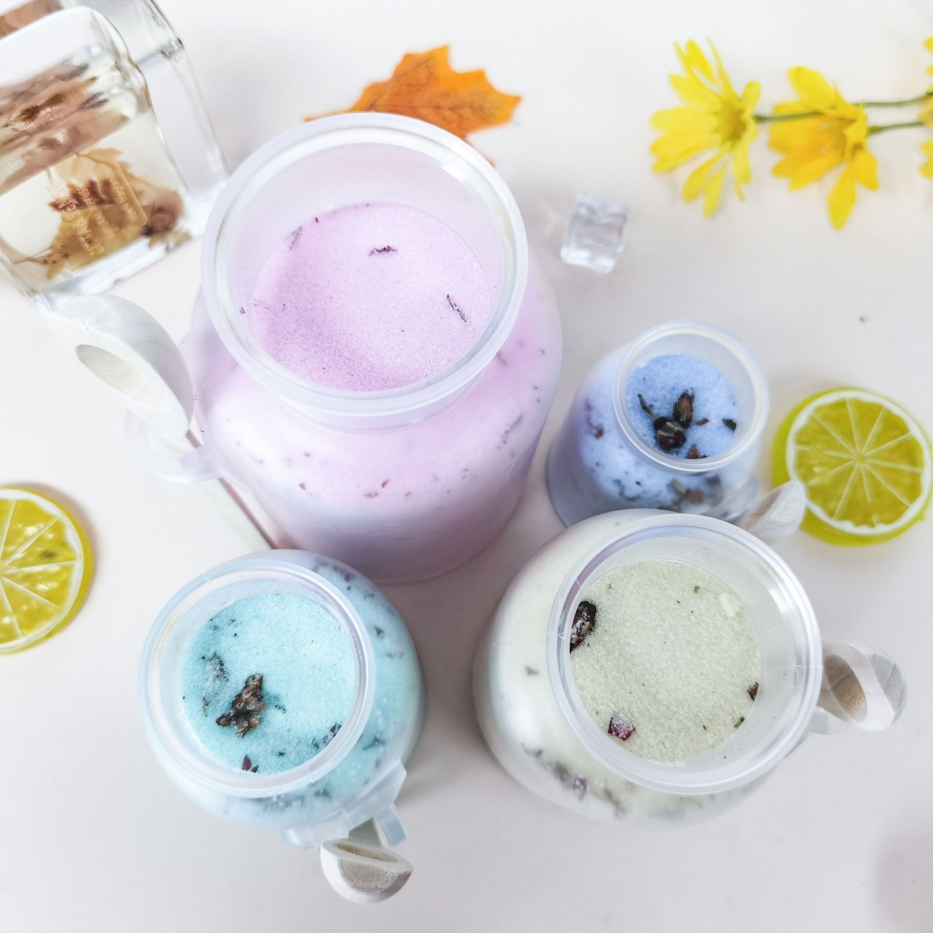Cross-border petal bath salt, rose dried flower bath salt, moisturizing scrub fine salt, bath and foot bath salt manufacturer wholesale Item Picture