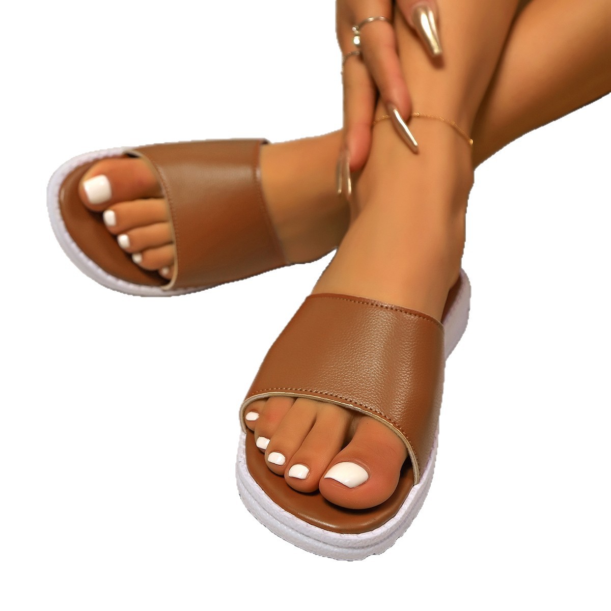 New women's summer flat slippers 2025, European and American large-sized casual and simple one-shoulder slippers that expose toes, lazy people wear cool slippers outside Item Picture