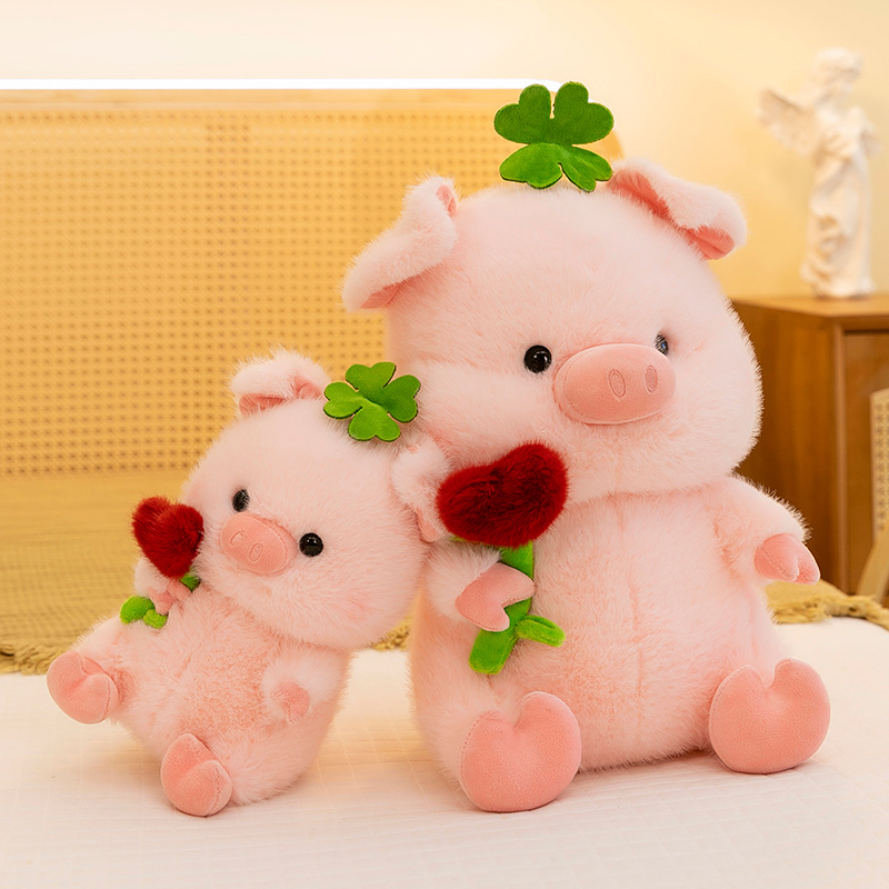 New cute little pig doll plush toy, heart-shaped rose bouquet, birthday and Valentine's Day gift for your girlfriend Application Scenario
