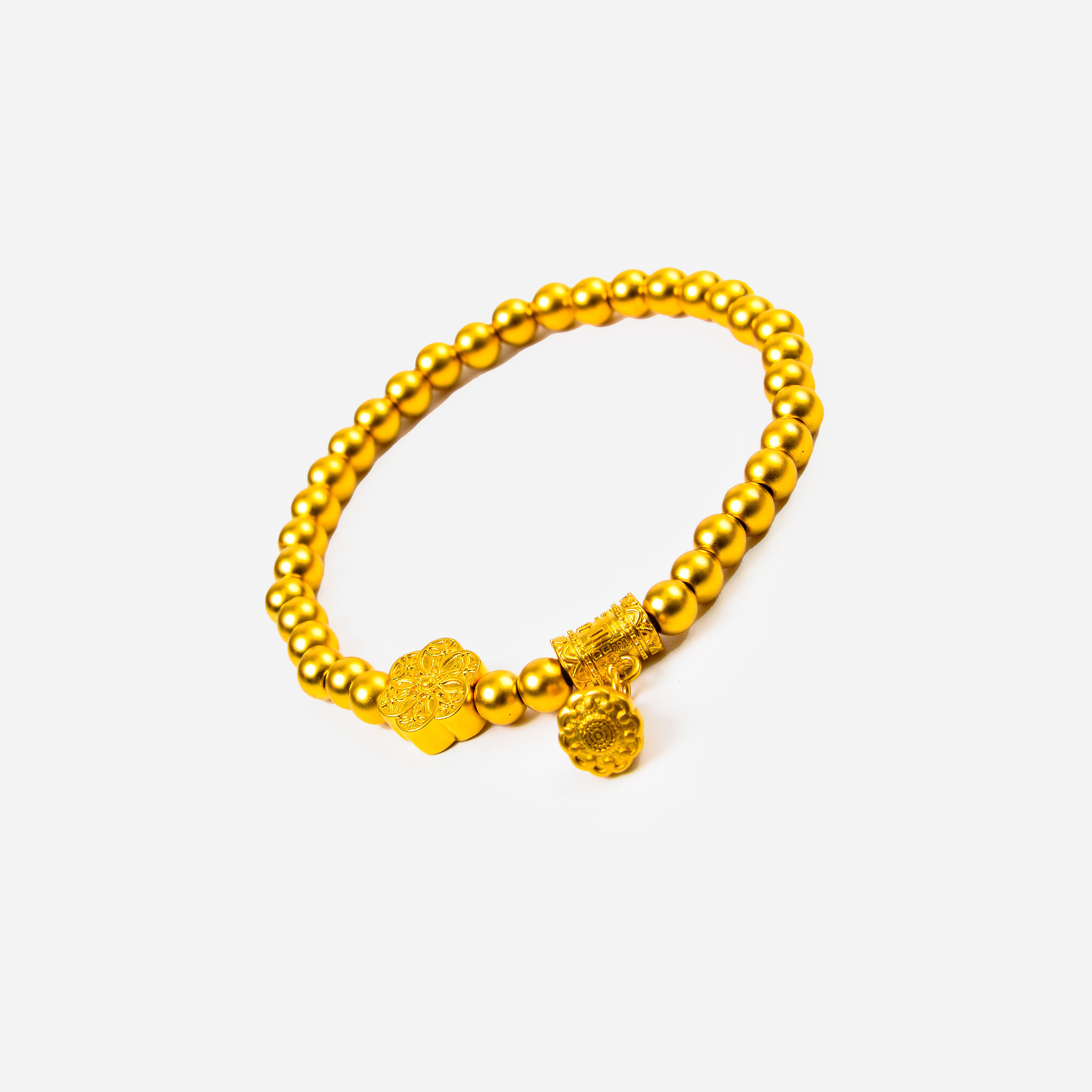 Customized and priced Chinese ancient method Lotus Flower bracelet for women, pure gold bracelet, a gift for your girlfriend on the Qixi Festival Application Scenario
