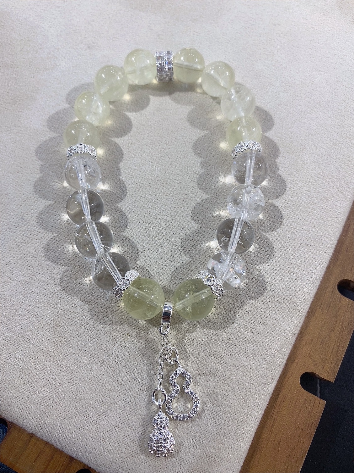 Crystal bracelet, fashionable accessory, crystal bracelet, women's simple and versatile accessory gift