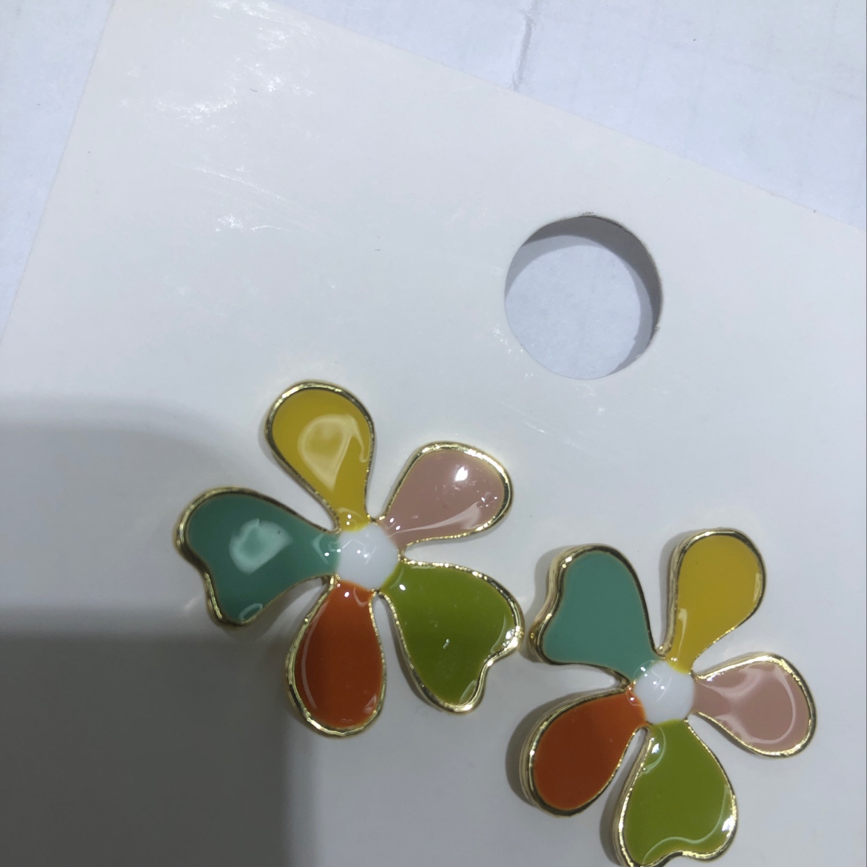 五彩花朵耳钉01