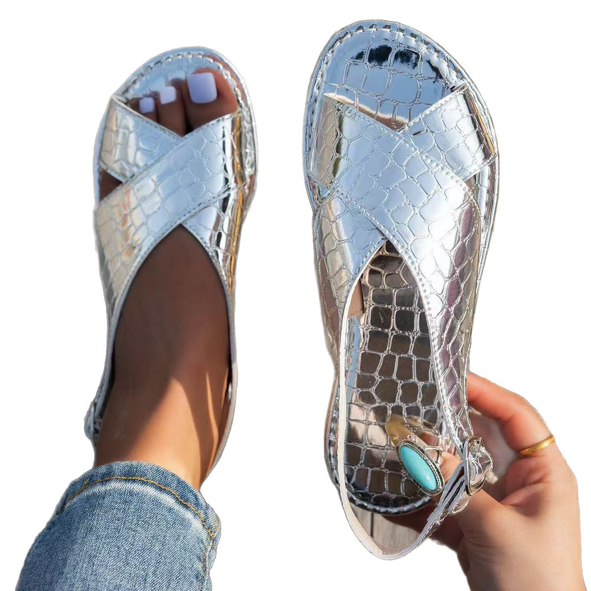 New summer style of women's sandals for export from Europe and America, large-sized cross-border fish-mouth cross-buckle women's sandals 43 Item Picture