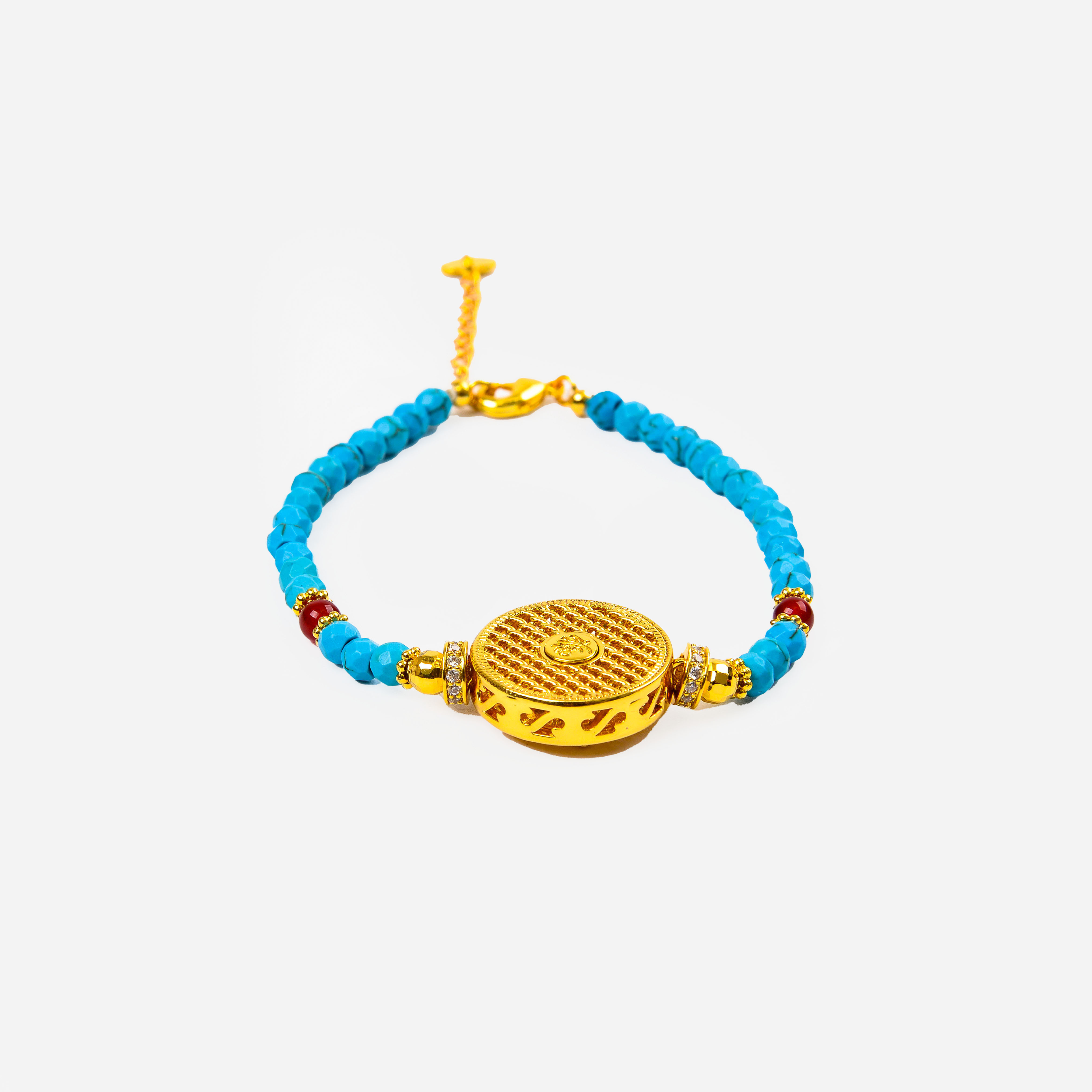 This traditional gold-plated bracelet does not fade for a long time. It features an innovative Chinese style with a profusion of flowers, making it simple and elegant for women details Picture