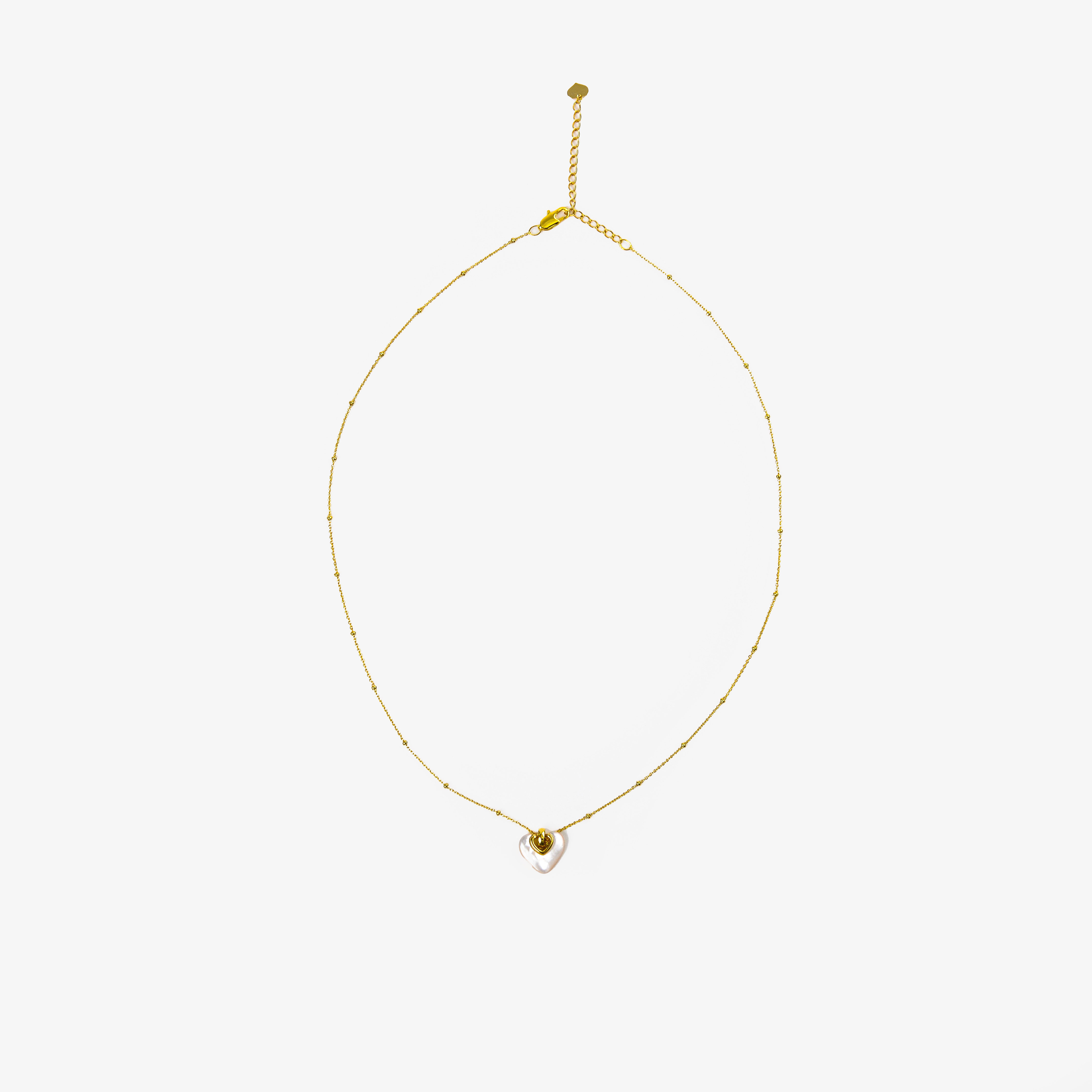 The 2021 new heart-shaped necklace, a light luxury and niche design for women, is a popular collarbone chain and necklace accessory
