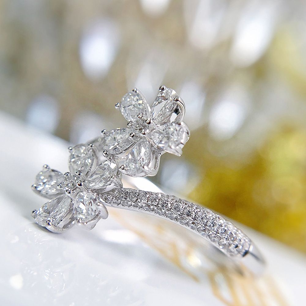 A fairy fairy style flower ring from a European and American socialite on Instagram, a niche and high-end pear-shaped zircon open ring for women detail image 3