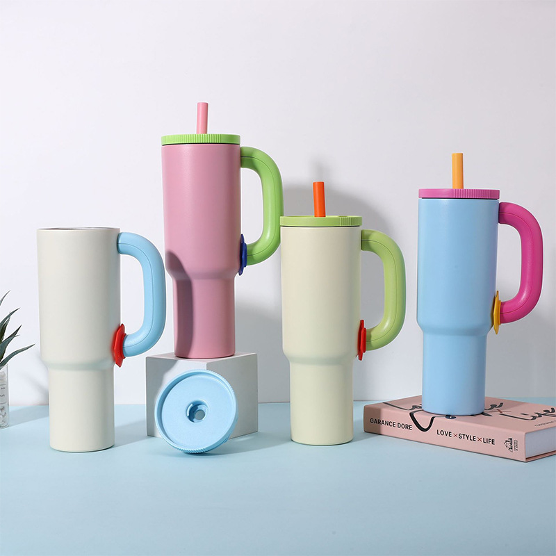 Dopamine-colored 40oz car cup, 316 stainless steel car ice cube cup, creative stainless steel cold insulation cup Item Picture