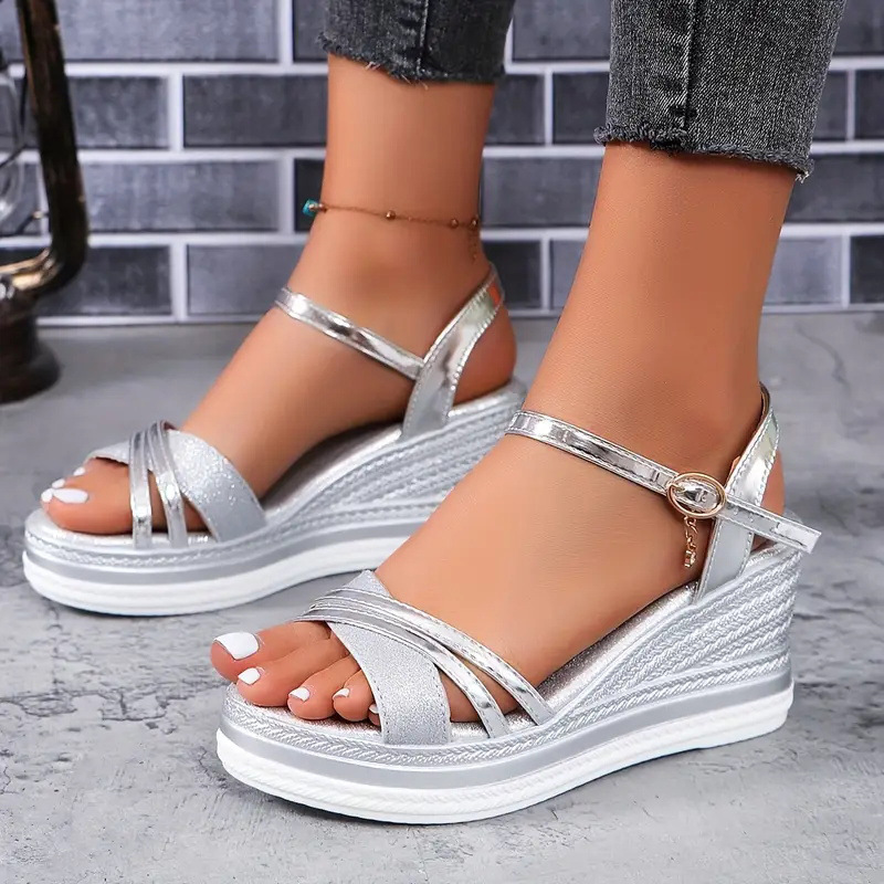 New cross-border sandals 36-43, European and American export wedge heel hollowed-out fish-mouth sandals, European and American fashion buckle sandals details Picture