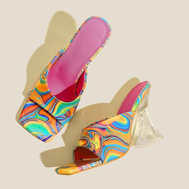 New 2022 summer thick-heeled high-heeled slippers for women, fashionable open-toe sandals for export, large-sized flip-flops for women details Picture