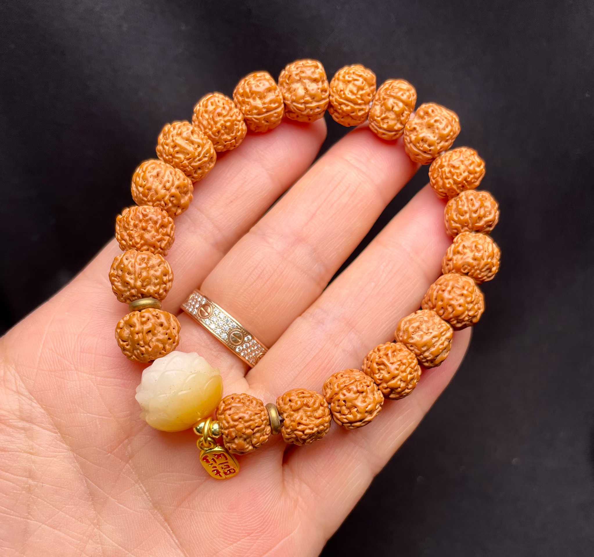 Niche diy straight-cut bracelet, original design diamond Bodhi bracelet, new Chinese style bracelet, scenic spot bracelet wholesale Application Scenario