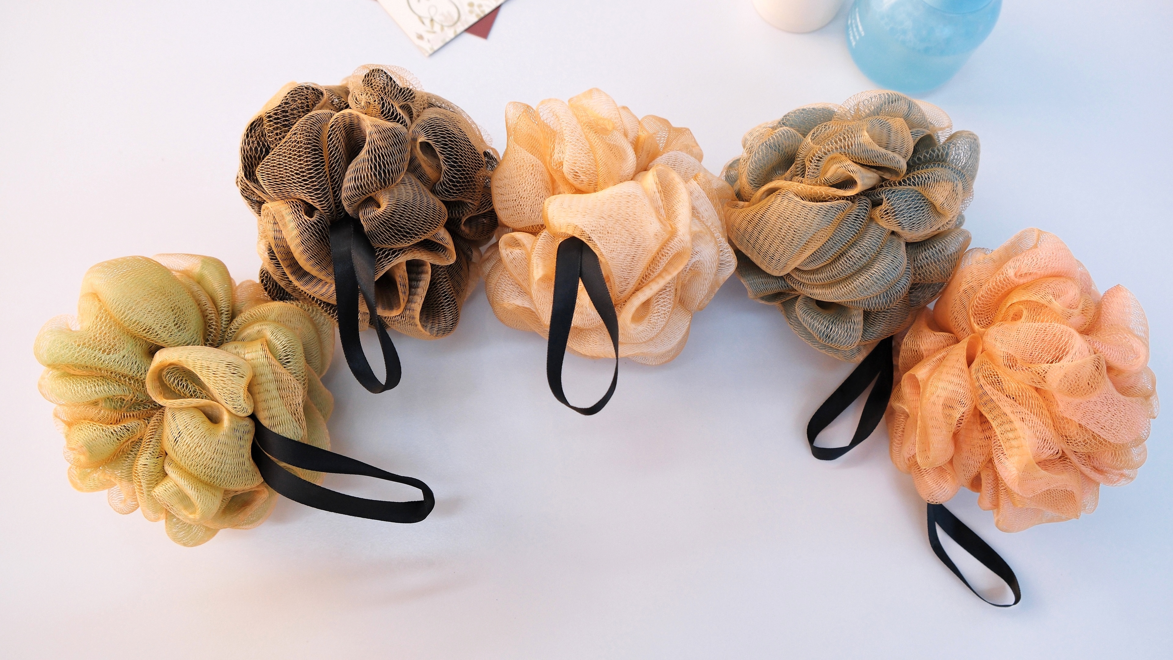 【 Qingzhi 】50g Golden multi-color bath balls, foaming balls, bath flowers, skin-friendly and soft Item Picture