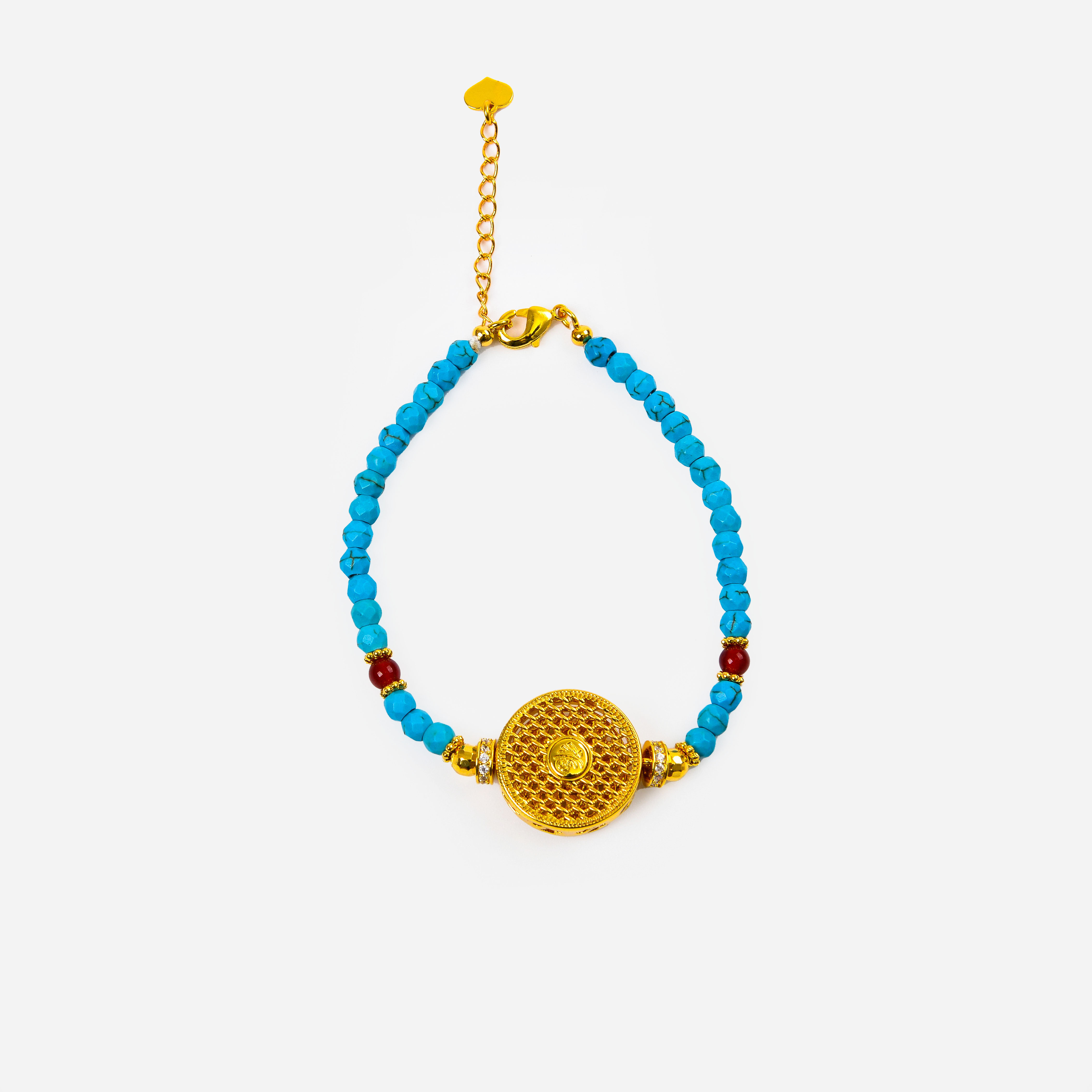 This traditional gold-plated bracelet does not fade for a long time. It features an innovative Chinese style with a profusion of flowers, making it simple and elegant for women