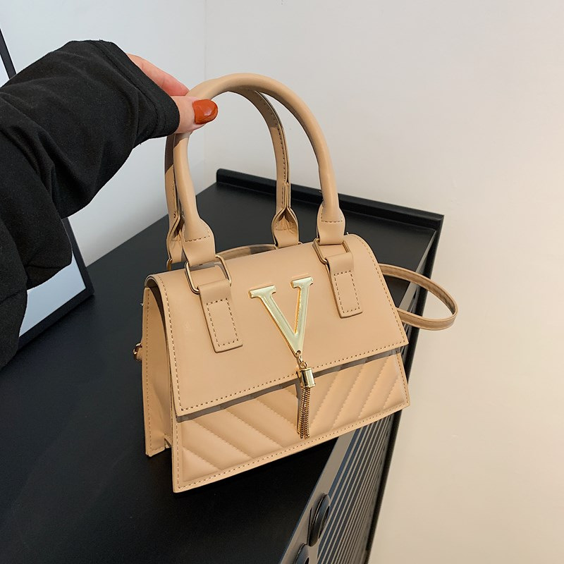 Fashionable and trendy women's single-shoulder bag 2025 new style bag, Korean-style casual small square bag, simple and individual crossbody bag Specification drawing
