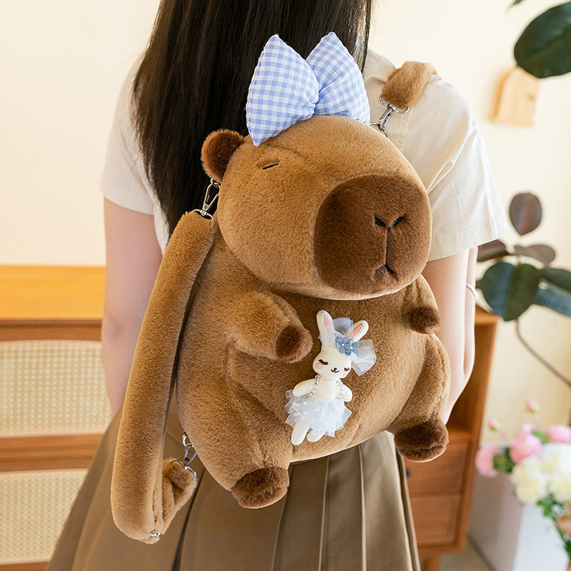 New cross-border Capibara Capybara bag, plush toy doll, cute cartoon girl backpack, Capybara Application Scenario